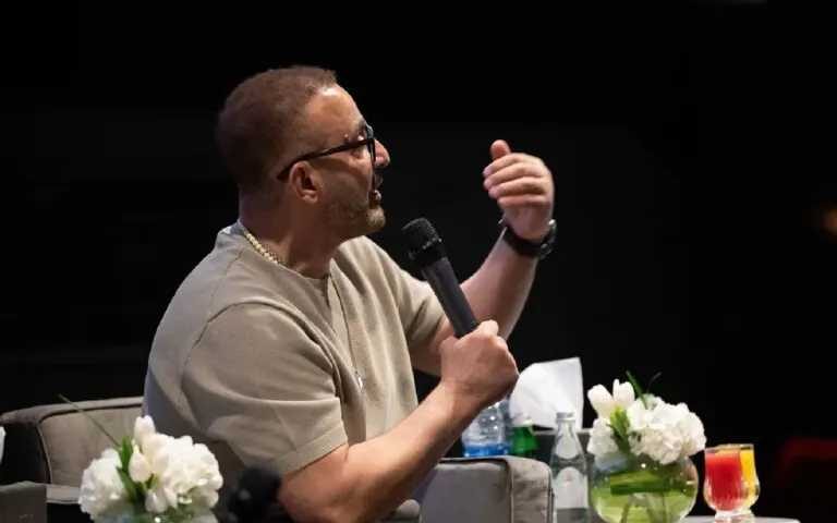 أحمد السقا يكشف تفاصيل من مشواره الفني ويحسم حقيقة خلافاته مع النجوم
