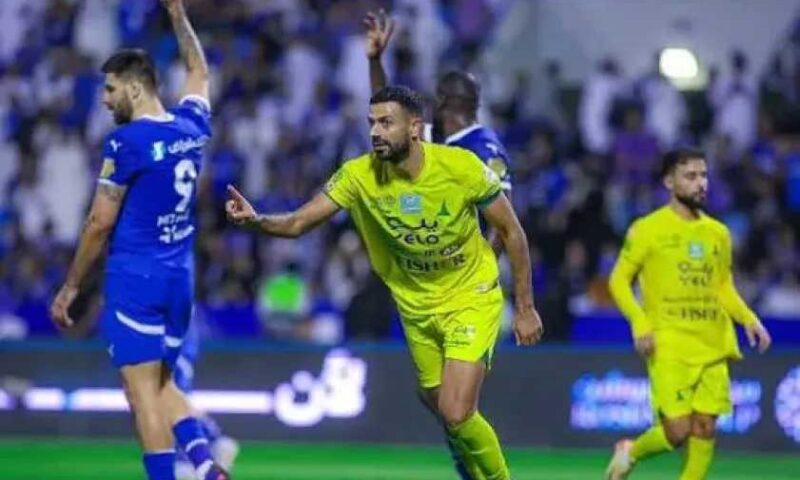 أين يمكنني مشاهدة مباراة الخليج والهلال بث مباشر عبر القنوات الرسمية؟