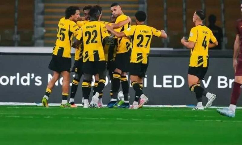 أين يمكنني مشاهدة مباراة الفتح ضد الاتحاد بث مباشر عبر القنوات الرسمية؟