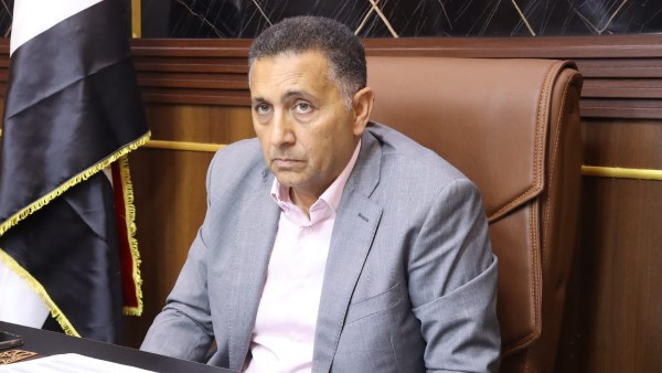 محافظ القليوبية يتابع تداعيات حادث سقوط سقف أثناء تنفيذ أعمال إزالة أدوار مخالفة بمدينة طوخ