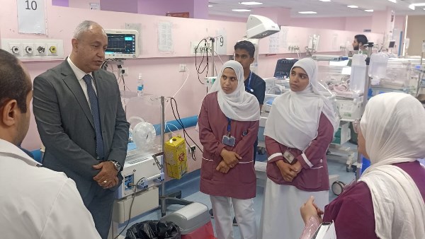 وكيل صحة القليوبية يتفقد مستشفى القناطر الخيرية.. ويؤكد: جودة الخدمة وسلامة المريض أولوية لا تهاون فيها