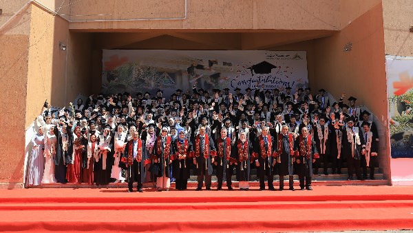 جامعة بنها تنظم حفل تخريج دفعة جديدة من طلاب كلية الهندسة بشبرا
