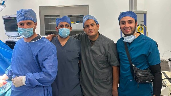 جراحة ميكروسكوبية بالمنظار تنهي معاناة طفلة من عيب خلقي معقد بالقفص الصدري بمستشفيات جامعة بنها