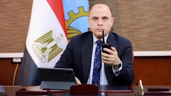 محافظ الغربية يتابع أعمال رفع البؤر والتراكمات بمختلف المراكز
