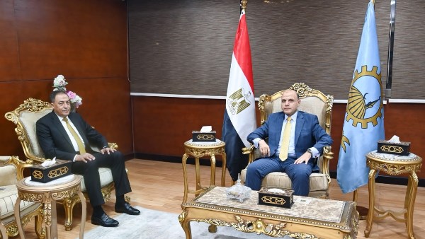 محافظ الغربية يستقبل مدير أمن الغربية لبحث تعزيز التعاون بين الأجهزة التنفيذية والأمنية
