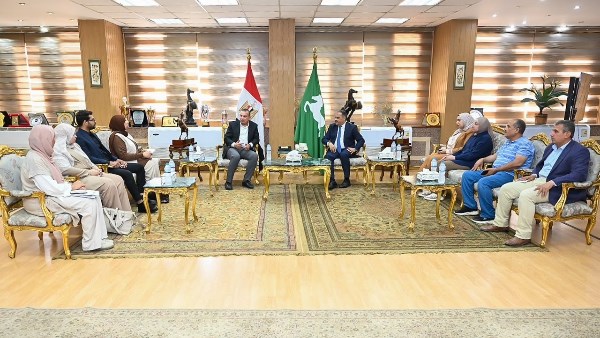 محافظ الشرقية يوجه بإزالة أي صعوبات تعرقل تنفيذ مشروعات صندوق التنمية الحضرية