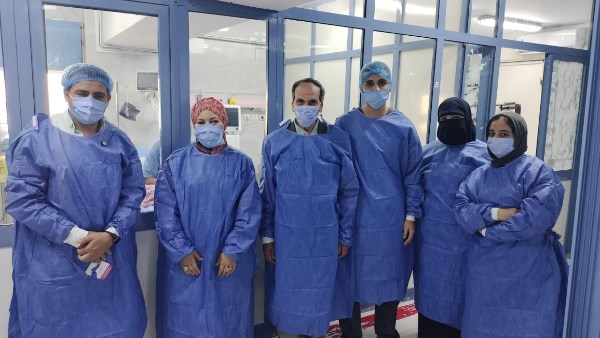 وحدة زراعة الكلى بالزقازيق الجامعي تنهي معاناة شاب تبرعت له والدته بكليتها