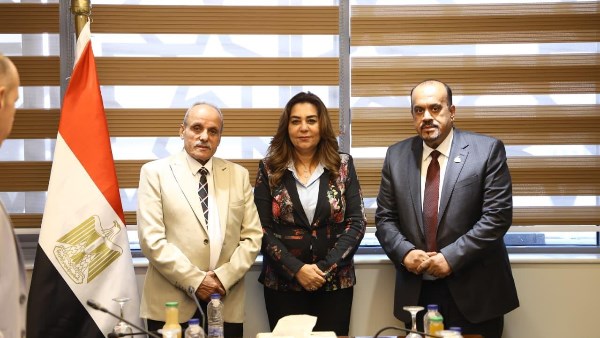 وزيرة التنمية المحلية توجه بدراسة طلبات نواب البرلمان لحل مشاكل المواطنين
