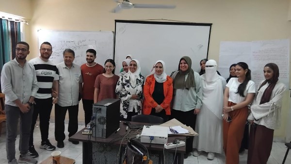 “الخدمات البيطرية” تنظم برنامجًا تدريبيًا حول أنظمة سلامة الغذاء