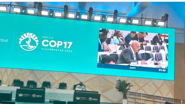 “الزراعة” تستعرض تجربة مطروح في استعادة المراعي وتمكين الرعاة خلال COP17 بمنغوليا
