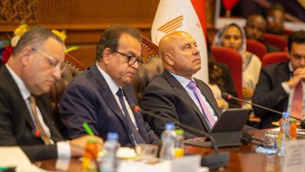وزير النقل يشارك في اجتماعات اللجنة المشتركة المصرية التشادية في إنجامينا