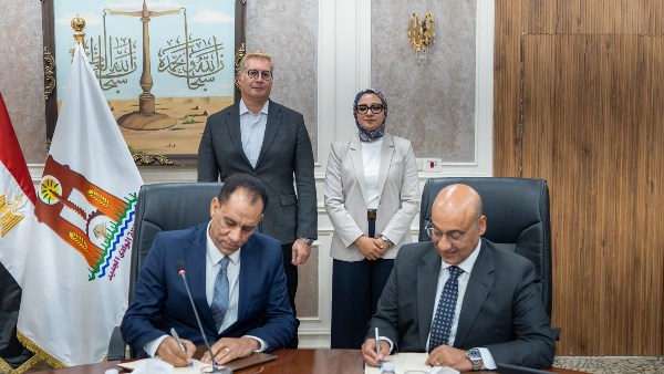 وزير البترول ومحافظ الوادي يشهدان توقيع بروتوكول إنشاء أول مدرسة تكنولوجيا متخصصة في التعدين
