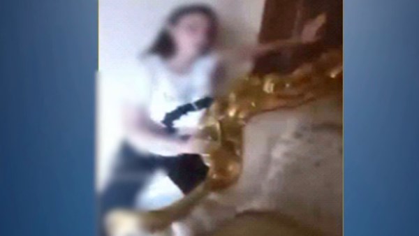 بسبب الميراث.. ضبط فتاة حاولت التهجم على شقيقتها بمنزلها في أكتوبر
