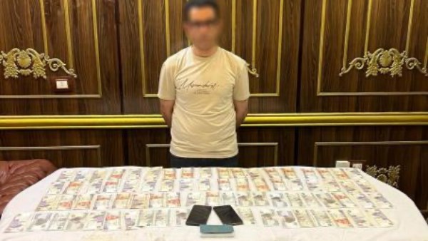 انتحل صفة ضابط شرطة.. سقوط نصاب أوهم سيدة بتسفيرها وأبنائها لأداء فريضة العمرة