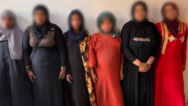 القبض على 7 سيدات تشاجرن بسبب تقسيمة غنيمة التسول بقنا