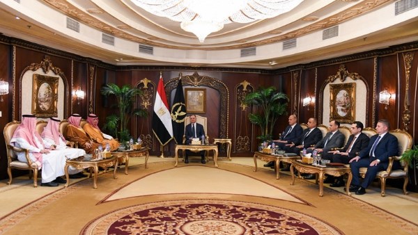 وزير الداخلية يستقبل  رئيس جامعة نايف لمناقشة سبل تبادل الخبرات
