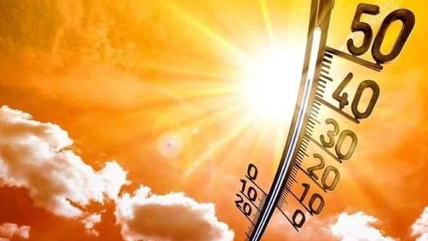 الطقس اليوم.. انخفاض طفيف بالحرارة وأمطار خفيفة بالقاهرة والساحل
