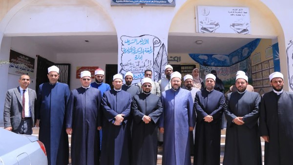 أمين البحوث الإسلامية يتفقد منطقة وعظ الإسكندرية ويتابع جهودها الدعوية