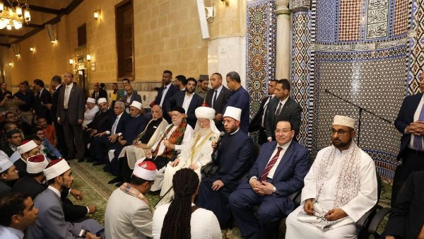 وزير الأوقاف يشهد ختم صحيح البخاري والشمائل المحمدية للترمذي بمسجد الحسين