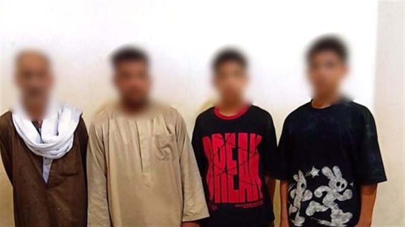 خلاف على زيادة الإيجار ينتهي بتحطيم سيارة، تفاصيل واقعة البلطجة في الفيوم