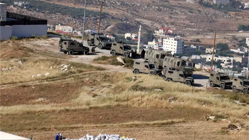 إعلام سوري: قوات إسرائيلية تتوغل غرب بلدة الرفيد في ريف القنيطرة الجنوبي