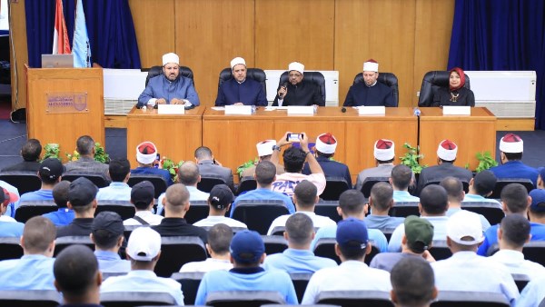 أمين البحوث الإسلامية يفتتح فعاليات الأسبوع الدعوي الـ 22 بجامعة الإسكندرية .. صور