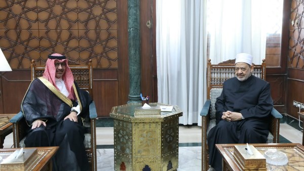 شيخ الأزهر للسفير السعودي : حريصون على تعزيز التعاون مع المؤسسات الدينية والعلمية في المملكة
