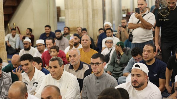 أستاذ بالأزهر: التفكر في خلق الله يورث الخشية ويقوي صلة الإنسان بخالقه