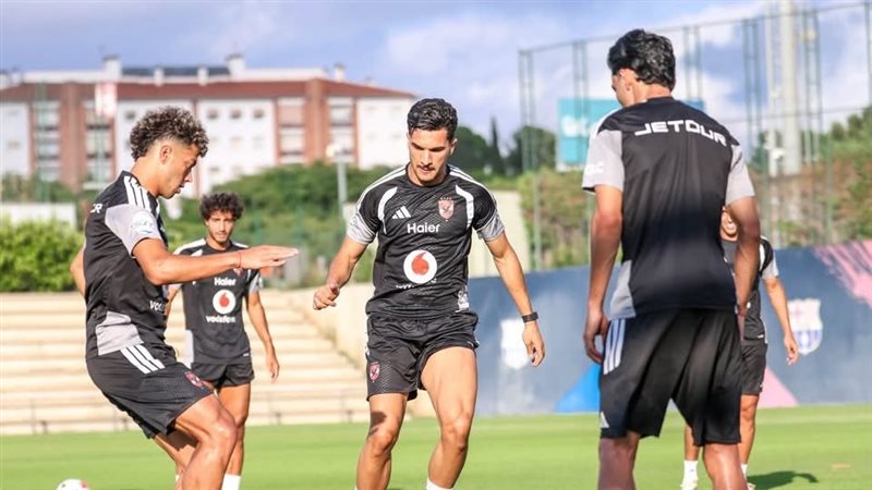 الأهلي يستأنف تدريباته اليوم استعدادا لمواجهة “الشرقية إنبي”