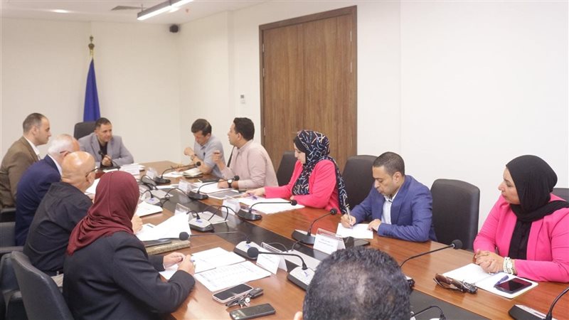 محافظ دمياط يترأس اجتماع مشروع المخابز لبحث آليات التطوير
