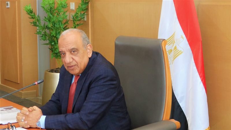 تكليف مهم من وزير الكهرباء لرؤساء الشركات بشأن شكاوي وبلاغات المواطنين