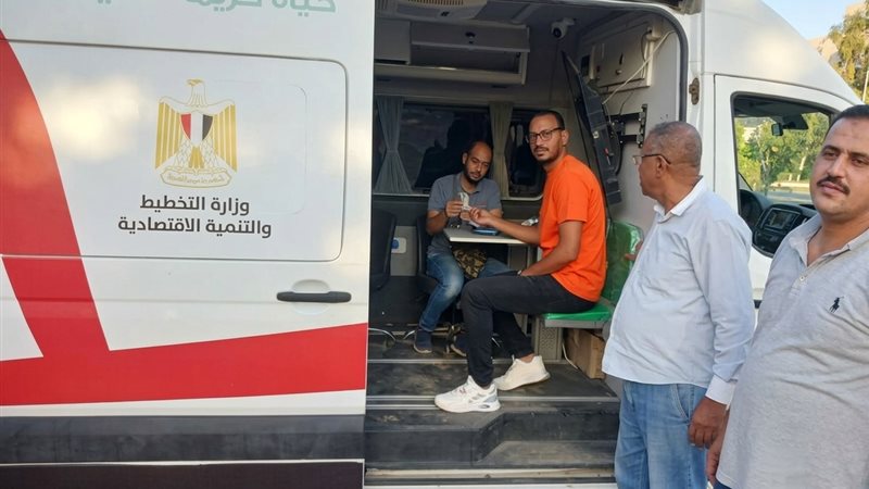المركز التكنولوجي يذهب إليك، الخارجة تتحرك لتحصيل متأخرات المحلات والوحدات السكنية