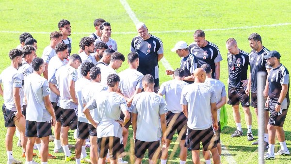 تواصل استعدادات الأهلي خلال معسكره في إسبانيا.. صور