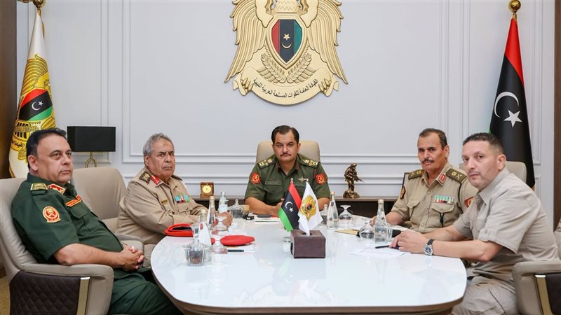 تكليف صدام حفتر بمنصب القائد العام للقوات المسلحة الليبية