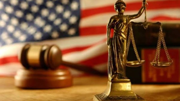 محكمة أمريكية تلزم ترامب بوقف إنشاء قاعة احتفالات بالبيت الأبيض