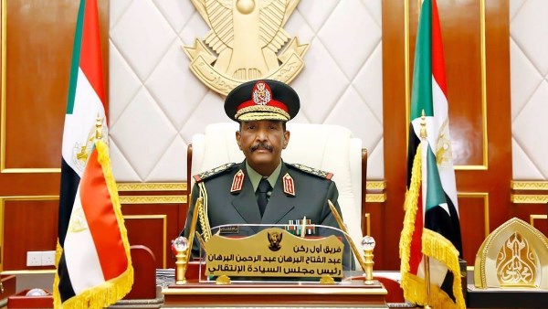 السودان يطلق حوارا سياسيا بهدف إشراك القوي الوطنية في مؤسسات الحكم