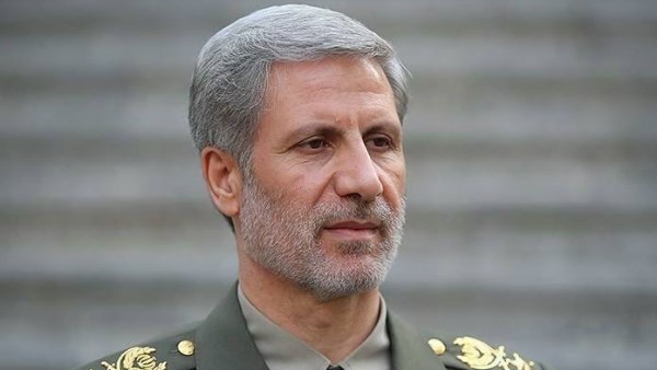 قائد الجيش الإيراني: مضيق هرمز هبة إلهية للشعب الإيراني
