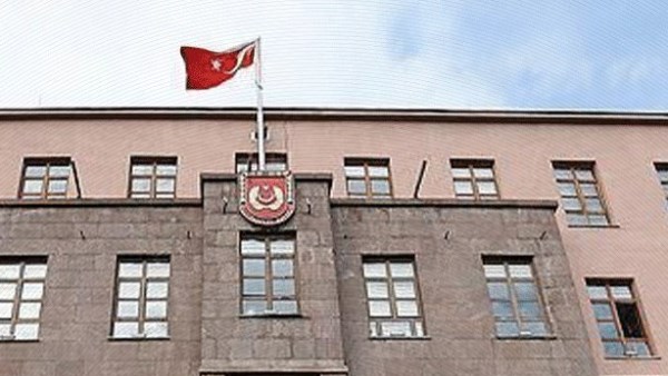 الدفاع التركية: لم يكن هناك أي وفد عسكري في القاعدة الجوية السورية