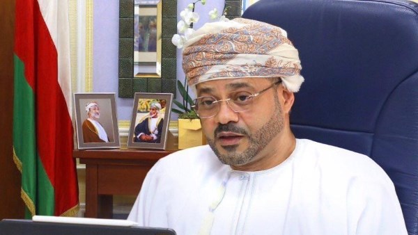 وزير الخارجية العماني: المرور الآمن عبر مضيق هرمز لا يمكن فصله عن استقرار أمن المنطقة