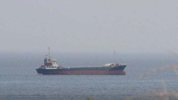 6000 بحار عالقين بـ هرمز .. المنظمة البحرية الدولية تدق ناقوس الخطر