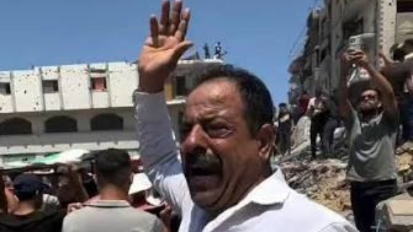 الأرض لنا وأنت سترحل .. فلسطيني يوجه رسالة لـ نتنياهو خلال تشييع 112 شهيدًا في غزة