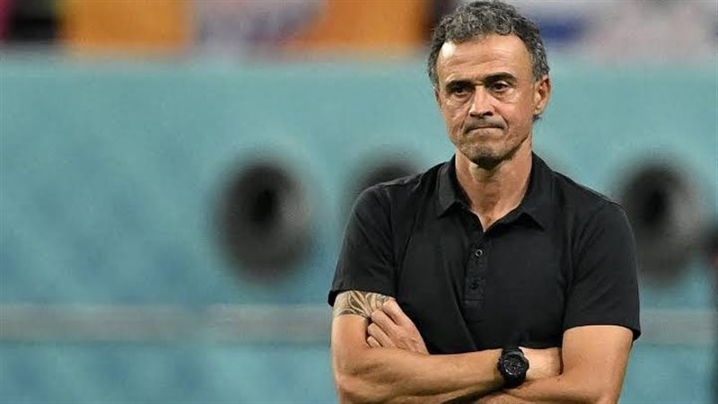 لانس يوقف ألقاب لويس إنريكي عند 17 بطولة