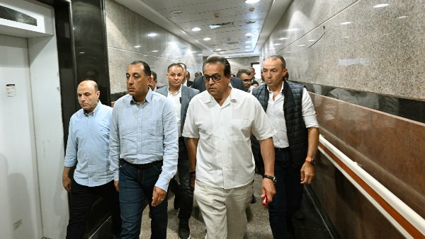 مدبولي: نواصل تنفيذ خطة تطوير البنية التحتية للقطاع الصحي ورفع كفاءة المنشآت الطبية