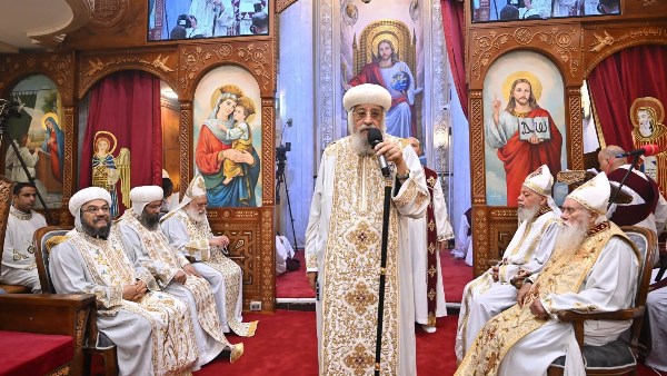 البابا تواضروس: «أبونا» هو الراعي الذي يحب ويسند ويصلي من أجل رعيته