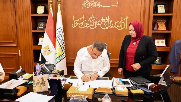 استجابةً لمطالب أولياء الأمور.. محافظ جنوب سيناء يخفض تنسيق الثانوية العامة ويفتح أبوابًا جديدة أمام الطلاب