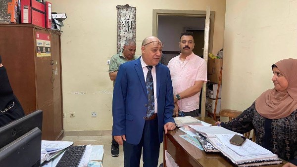 سلامة مندور يتسلم مهام عمله بكلية آداب المنصورة