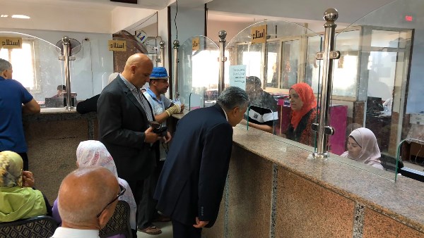في زيارة  لمستشفى أجا المركزي.. محافظ الدقهلية ويشدد على استمرار توفير الرعاية والعناية الطبية والعلاجية