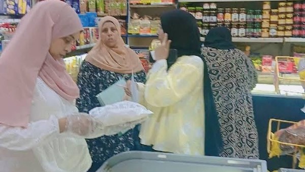 لضبط الأسواق والتأكد من سلامة الأغذية.. حملة رقابية على المحلات والمطاعم بسفاجا