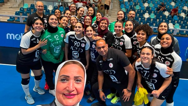 منتخب مصر لناشئات كرة اليد يواجه الدنمارك لحسم صدارة مجموعة بطولة العالم