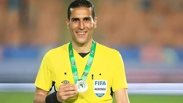 محمود ناجي حكمًا لمباراة المصري وبيراميدز.. والغندور لتقنية الفيديو